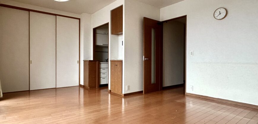 Apartamento à venda em Matsusaka, Suzunomori por ¥60,000/mês