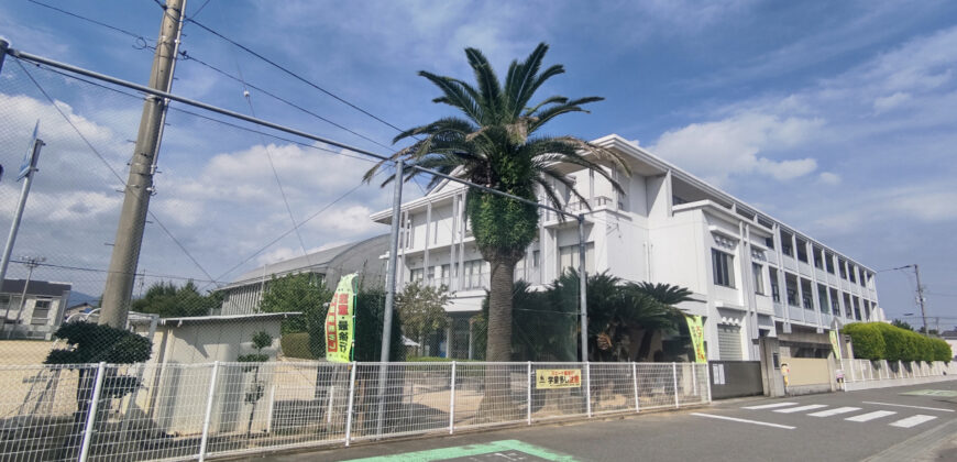 Casa à venda em Yoshinogawa, Kamojimacho por ¥29,000/mês