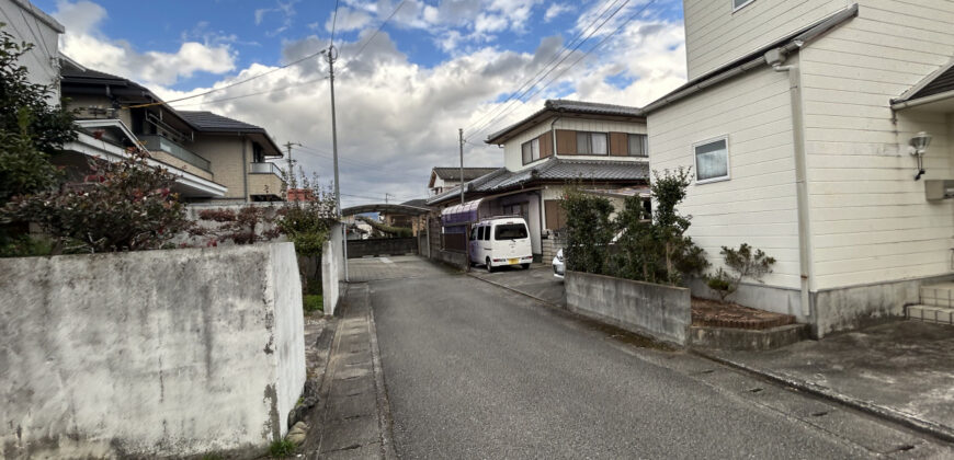 Casa à venda em Yoshinogawa, Kamojimacho por ¥29,000/mês