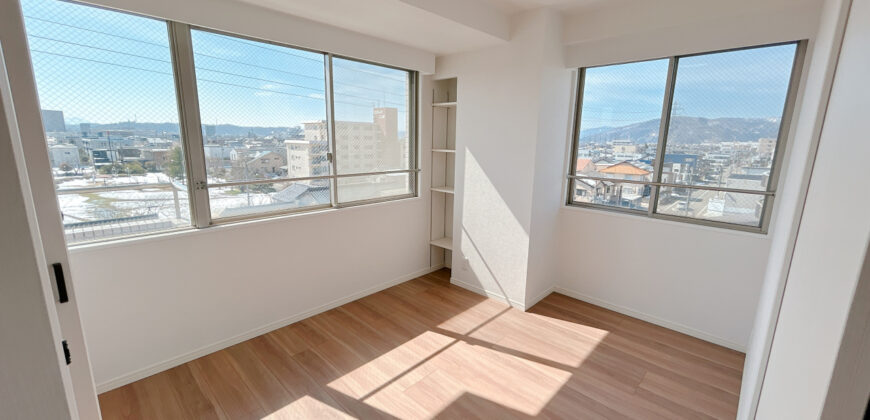 Apartamento à venda em Fukui por ¥54,000/mês