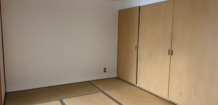 Apartamento à venda em Tsuruga por ¥48,000/mês