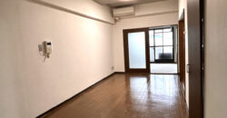 Apartamento à venda em Tsuruga por ¥48,000/mês