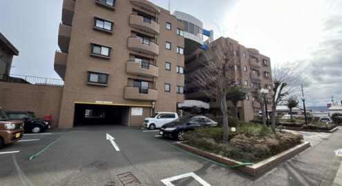 Apartamento à venda em Tsuruga, Horaicho por ¥71,000/mês