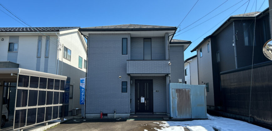 Casa à venda em Tsuruga, Wakabacho por ¥80,000/mês