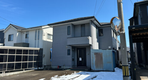 Casa à venda em Tsuruga, Wakabacho por ¥80,000/mês