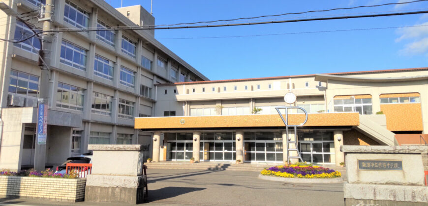 Casa à venda em Tsuruga, Hibarigaokacho por ¥54,000/mês