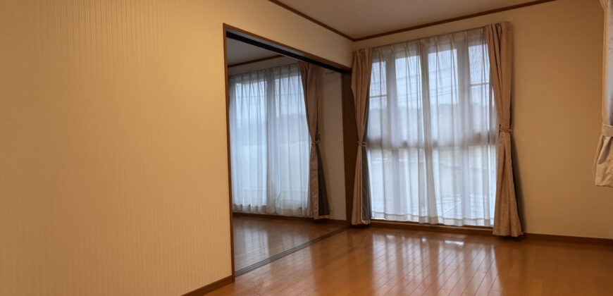 Casa à venda em Tsuruga, Hibarigaokacho por ¥54,000/mês