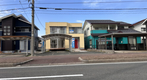 Casa à venda em Tsuruga, Hibarigaokacho por ¥54,000/mês