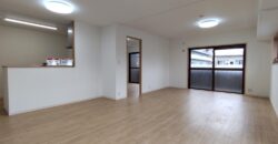 Apartamento à venda em Matsuyama, Kayamachi por ¥50,000/mês