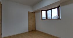 Apartamento à venda em Matsuyama, Kayamachi por ¥50,000/mês