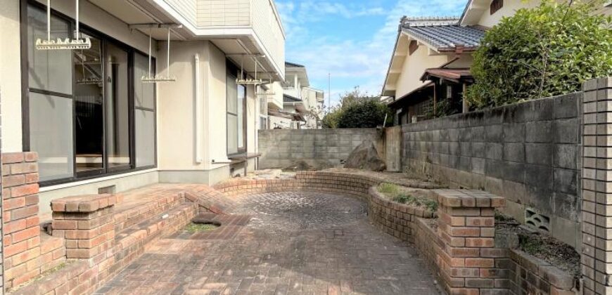 Casa à venda em Matsuyama, Kubotacho por ¥68,000/mês