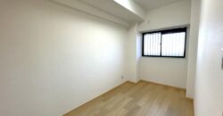 Apartamento à venda em  por ¥,000/mês