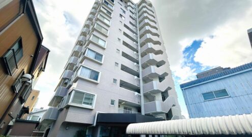 Apartamento à venda em Kuwana, Yuraku por ¥54,000/mês