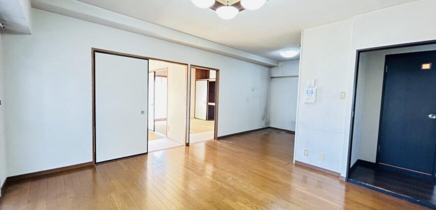 Apartamento à venda em Kuwana, Yuraku por ¥54,000/mês