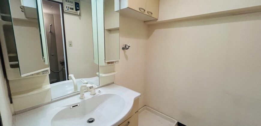 Apartamento à venda em Kuwana, Yuraku por ¥54,000/mês