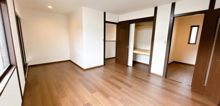 Casa à venda em Yokkaichi, Isakadai por ¥57,000/mês