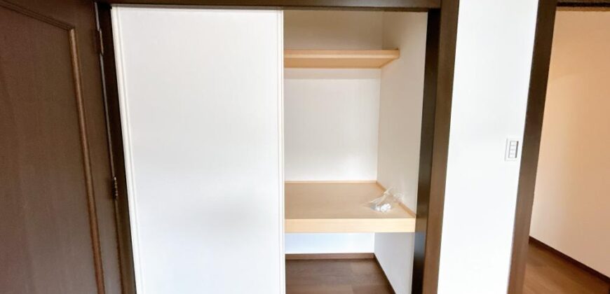 Casa à venda em Yokkaichi, Isakadai por ¥57,000/mês