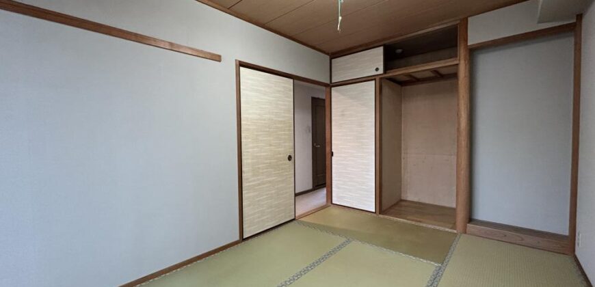 Apartamento à venda em Matsuyama, Toiyacho por ¥29,000/mês