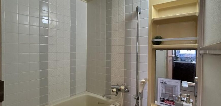 Apartamento à venda em Matsuyama, Toiyacho por ¥29,000/mês