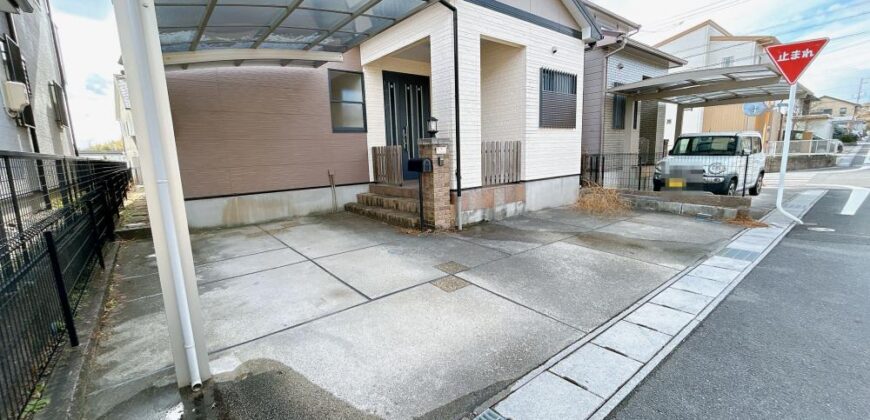 Casa à venda em Yokkaichi, Tarusaka Shinrmachi por ¥63,000/mês