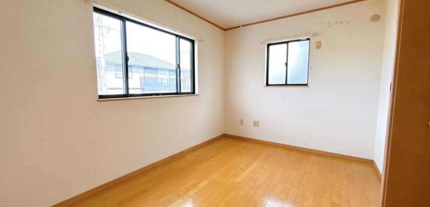 Casa à venda em Yokkaichi, Tarusaka Shinrmachi por ¥63,000/mês