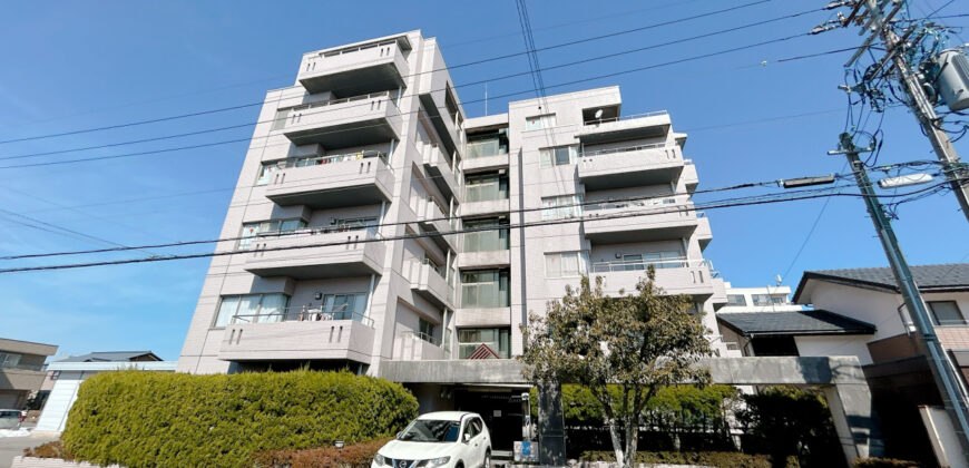 Apartamento à venda em Fukui por ¥54,000/mês