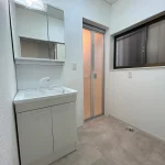 270037005-24