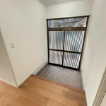 270037005-8