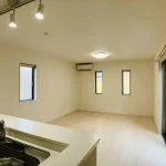 270047483-3