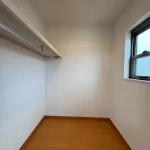 270047764-18