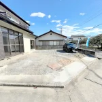 270033989-10
