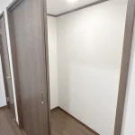 270035636-18