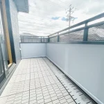 270037033-28