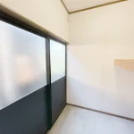 270038000-16