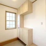 270039105-12
