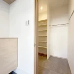 270041366-5