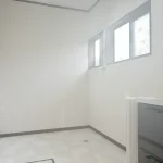 270042064-33