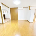 270042218-1