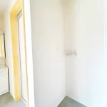 270043904-32