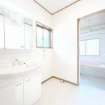 270044124-20