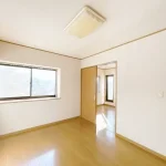 270046566-32