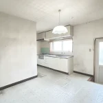 270047670-8