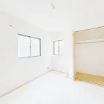 270047781-25