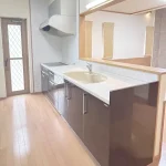 270047882-4