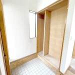 270048689-9