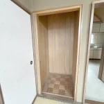 270048797-17