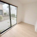 270048880-34
