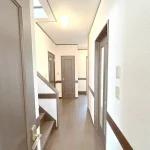 270048979-16