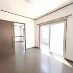 270048979-21