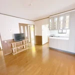 270048989-1